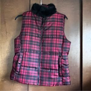 Chaps Faux Fur Red and Black Plaid Puffer Vest  EUC Size Medium